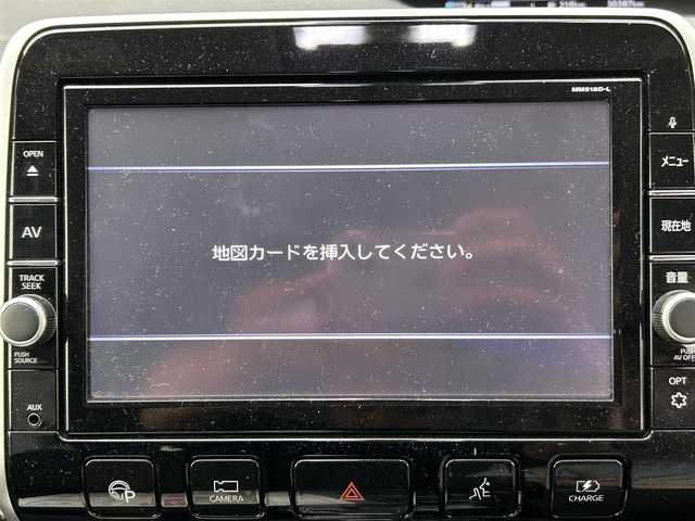 日産 セレナ e－パワー ハイウェイスター V 千葉県 2019(平31)年 3.1万km ブリリアントホワイトパール 純正SDナビ(CD/DVD/FM/AM/Bluetooth/フルセグTV)/プロパイロット /アラウンドビューモニター/エマージェンシーブレーキ/踏み間違い衝突防止アシスト/車線逸脱警報/シートヒーター/ステアリングヒーター/ハンズフリーオートスライド/インテリジェントインナーミラー/ETC/純正前方ドライブレコーダー/社外後方ドライブレコーダー/取扱説明書