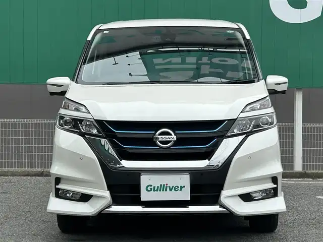 日産 セレナ e－パワー ハイウェイスター V 千葉県 2019(平31)年 3.1万km ブリリアントホワイトパール 純正SDナビ(CD/DVD/FM/AM/Bluetooth/フルセグTV)/プロパイロット /アラウンドビューモニター/エマージェンシーブレーキ/踏み間違い衝突防止アシスト/車線逸脱警報/シートヒーター/ステアリングヒーター/ハンズフリーオートスライド/インテリジェントインナーミラー/ETC/純正前方ドライブレコーダー/社外後方ドライブレコーダー/取扱説明書