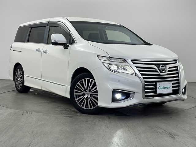 日産 エルグランド 350ハイウェイスター 兵庫県 2014(平26)年 6.9万km ブリリアントホワイトパール ・純正ナビ/AM/FM/CD/DVD/Bluetooth/TV/・フリップダウンモニター/・全周囲カメラ/・ビルトインETC/・クルーズコントロール/・衝突軽減ブレーキ/・横滑り防止装置/・盗難防止装置/・パワーバックドア/・両側パワースライド/・コーナーセンサー/・ハーフレザーシート/・オットマン/・電動リアゲート/・LEDヘッドライト/・オートライト/・ダブルオートエアコン/・プッシュスタートボタン/・スマートキー/・ステアリングリモコン/・純正18インチアルミホイール/・USBジャック/・純正フロアマット