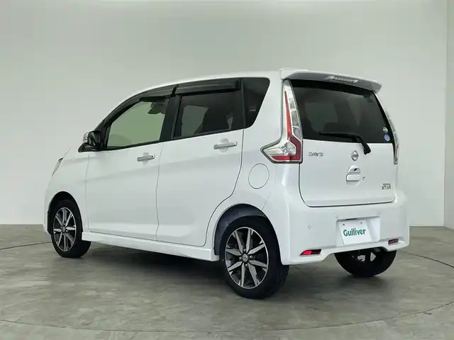 日産 デイズ ハイウェイスターG ターボ 群馬県 2018(平30)年 2.2万km ホワイトパール 純正７インチナビ　アラウンドビューモニター　エマージェンシーブレーキ　車線逸脱警報　オートマチックハイビーム　クルーズコントロール　ＨＩＤヘッドライト　純正アルミホイール　コーナーセンサー　ＥＴＣ