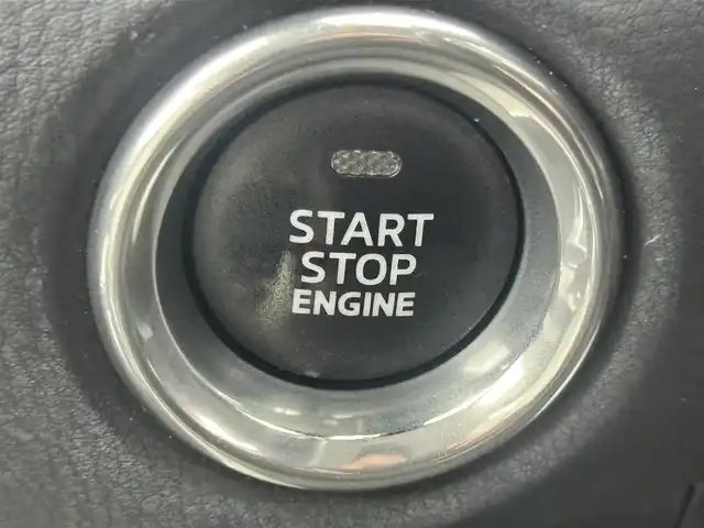 マツダ ＣＸ－５ 25S Lパッケージ 愛知県 2017(平29)年 3.1万km ソウルレッドクリスタルM HUD/ビルトインETC/ドライブレコーダー（前後）/純正SDナビ/バックカメラ/サイドカメラ（左側）/USBポート/ステアリングリモコン/ステアリングヒーター/合皮レザーシート（白）/パワーシート/シートメモリー/シートヒーター/iACTIVSENSE/ 　 ・スマートSCBS/　　・レーンキープアシスト/　　・レーダークルーズコントロール/　　・リアクロストラフィックアラート/　　・リアパーキングセンサー/　　・レーンディバーチャーワーニングシステム/スマートキー
