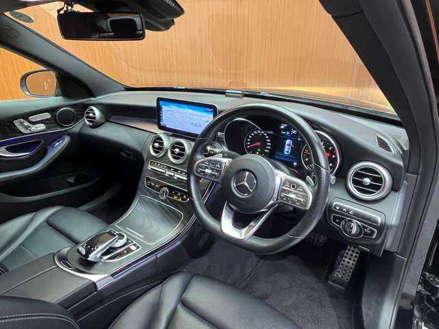 メルセデス・ベンツ Ｃ２２０ｄ アバンギャルド　AMGライン 千葉県 2019(令1)年 5.5万km オブシディアンブラック 後期型　/ＡＣＣ　/黒革シート/ナビ　/ＴＶ　/Ｂｌｕｅｔｏｏｔｈ接続　/Ｂカメラ　/シートヒーター　/ＬＥＤヘッドライト　/オートハイビーム　/衝突軽減Ｂ　/ＢＳＭ　/ＬＫＡ　/ＥＴＣ/ドラレコ　/禁煙車　/キーレスゴー