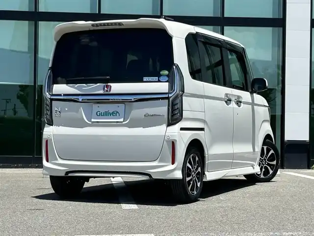 ホンダ Ｎ ＢＯＸ カスタム G EX ホンダセンシング 和歌山県 2017(平29)年 4.4万km プレミアムホワイトパールⅡ 純正ナビ/バックカメラ/デジタルインナーミラー/両側パワースライドドア/衝突軽減ブレーキ/レーンキープ/クルーズコントロール/アイドリングストップ/ETC/前後ドライブレコーダー/純正フロアマット/純正アルミホイール/LEDヘッドライト/フォグランプ/オートライト/オートマチックハイビーム
