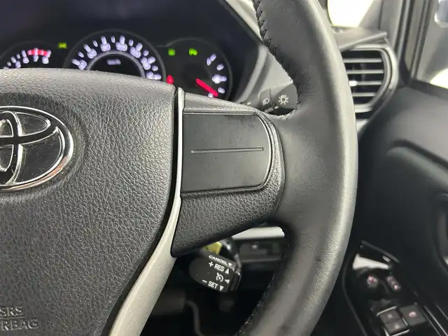 トヨタ ヴォクシー ZS 煌Ⅱ 千葉県 2020(令2)年 3.2万km ブラック セーフティセンス/（衝突回避支援パッケージ）/・プリクラッシュセーフティシステム/・レーンディパーチャーアラート/・オートマチックハイビーム/・先行車発進告知機能/純正9インチメモリーナビ/・フルセグTV/・Bluetoothオーディオ接続/・CD/DVD再生機能/・バックカメラ/純正12.1インチ後席モニター/両側パワースライドドア/前後コーナーセンサー/クルーズコントロール/LEDヘッドライト/スマートキー/ビルトインETC