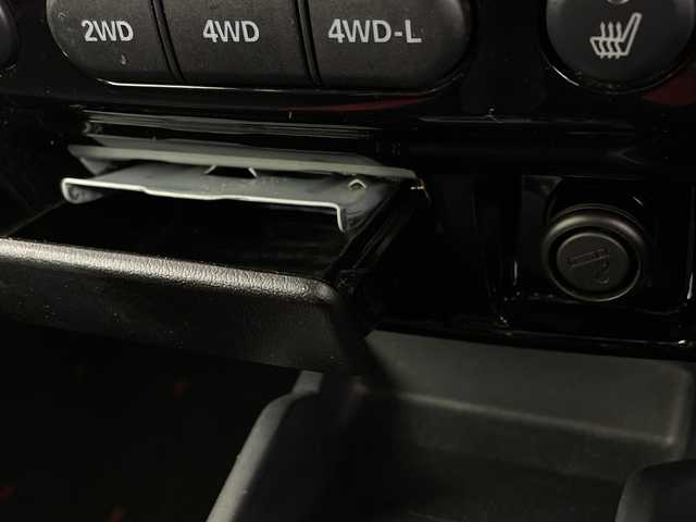 スズキ ジムニー クロスアドベンチャー 新潟県 2012(平24)年 8.1万km クエーサーグレーメタリック ４WD/ターボ/リモコンキー/メモリナビ　型式AVN-G02/CD/DVD/フルセグ/レザーシート/フォグ/スタッドレスタイヤ4本積載