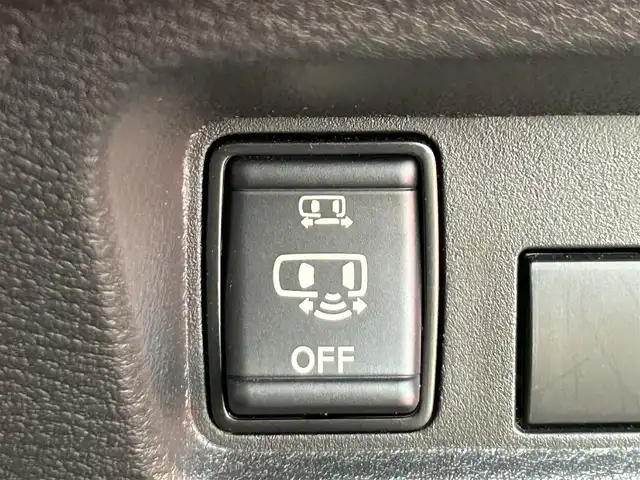 三菱 ｅＫクロススペース G プラスエディション 奈良県 2021(令3)年 2.6万km アメジストブラック 純正９インチナビ（MM320D-LM）/（フルセグ／ＢＴ／ＣＤ／ＤＶＤ）/全方位モニター/前後コーナーセンサー/衝突軽減システム/レーンキープアシスト/両側パワースライドドア/前席シートヒーター/後席サンシェード/前方ドライブレコーダー/ＥＴＣ/純正15インチAW/保証書/スペアキーX1