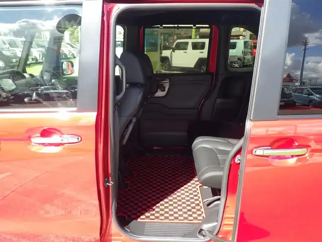 ホンダ Ｎ ＢＯＸ カスタム L 奈良県 2023(令5)年 1.1万km プレミアムクリスタルレッドM ホンダセンシング/・衝突軽減ブレーキ（CMBS）/・車線維持支援システム（LKAS）/・アダプティブクルーズコントロール（ACC）/・後方誤発進抑制機能/・誤発進抑制機能/両側パワースライドドア/レザーシート/社外ディスプレイオーディオ/【Bluetooth接続】/LEDヘッドライト/フォグライト/ウインカーミラー/リアコーナーセンサー/純正14インチアルミホイル/サイド/カーテンエアバッグ/Honda スマートキー