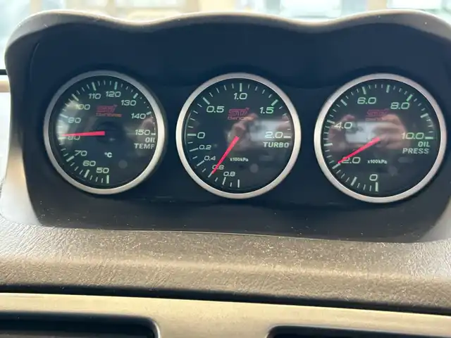 スバル インプレッサ ＷＲＸ STi 埼玉県 2004(平16)年 10.7万km パール 純正エアロ　/ＭＤ再生／ＣＤ再生　/純正１７インチアルミホイール　/純正フロアマット　/ハロゲンライト　/リモコンキー　/保証書/取扱説明書/禁煙車