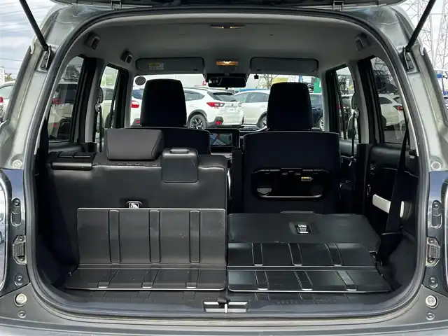 スズキ クロスビー HYBRID MV 道央・札幌 2024(令6)年 5.6万km タフカーキパールメタリック/ホワイト2トーン ４WD/社外メモリーナビ/AM/FM/BT/SD/CD/スズキセーフティサポート/衝突被害軽減ブレーキ/横滑り防止装置/ダウンヒルアシストコントロール/グリップコントロール/レーダークルーズコントロール/レーンキープアシスト/クリアランスソナー/バックカメラ/ビルトインETC/アイドリングストップ/SNOWMODE/SPORTMODE/前席シートヒーター/ステアリングリモコン/パドルシフト/MTモード付AT/プッシュスタート/ハロゲンヘッドライト/オートライト/オートマチックハイビーム/ヘッドライトレベライザー/電動格納ミラー/ヒーテッドドアミラー/純正フロアマット