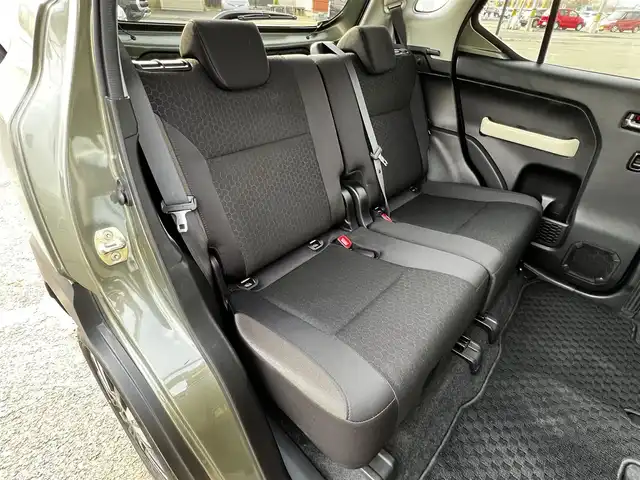 スズキ クロスビー HYBRID MV 道央・札幌 2024(令6)年 5.6万km タフカーキパールメタリック/ホワイト2トーン ４WD/社外メモリーナビ/AM/FM/BT/SD/CD/スズキセーフティサポート/衝突被害軽減ブレーキ/横滑り防止装置/ダウンヒルアシストコントロール/グリップコントロール/レーダークルーズコントロール/レーンキープアシスト/クリアランスソナー/バックカメラ/ビルトインETC/アイドリングストップ/SNOWMODE/SPORTMODE/前席シートヒーター/ステアリングリモコン/パドルシフト/MTモード付AT/プッシュスタート/ハロゲンヘッドライト/オートライト/オートマチックハイビーム/ヘッドライトレベライザー/電動格納ミラー/ヒーテッドドアミラー/純正フロアマット