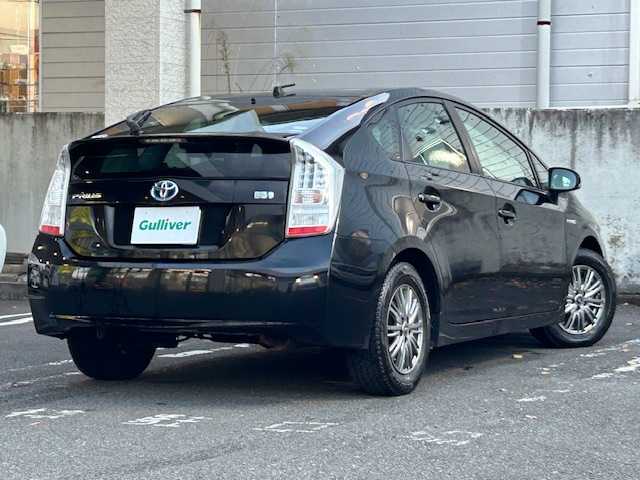 トヨタ プリウス G 宮城県 2016(平28)年 12.9万km ブラック 純正SDナビ/ワンセグTV/CD/DVD/AM/FM/バックカメラ/クルーズコントロール/HIDヘッドライト/オートライト/フロントフォグライト/ウィンカーミラー/電動格納ミラー/ビルトインETC/エンジンプッシュスタート/スマートキー/社外AW付き冬タイヤ/（195/65/R15）/社外AW付き夏タイヤ積込み/（195/65/R15）