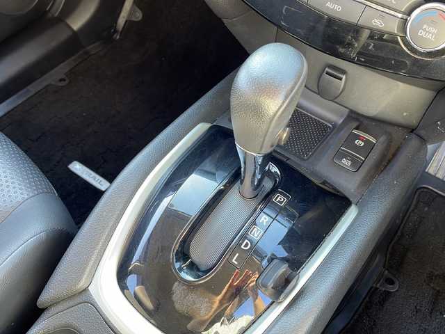 日産 エクストレイル 20Xi エクストリーマーX 岩手県 2018(平30)年 5.9万km ダイヤモンドブラック 純正9インチSDナビ/AM/FM/CD/DVD/Bluetooth/フルセグTV/後席モニター/純正オーディオ/パワーバックドア/バックカメラ/アラウンドビューモニター/ETC/デジタルインナーミラー/前後ドライブレコーダー/プロパイロット/衝突被害軽減ブレーキ/レーンキープアシスト/横滑り防止装置/アイドリングストップ/全席シートヒーター/オートライト/LEDヘッドライト/フォグランプ/スマートキー/プッシュスタート/電動格納ミラー/純正18インチAW/純正フロアマット/純正ドアバイザー