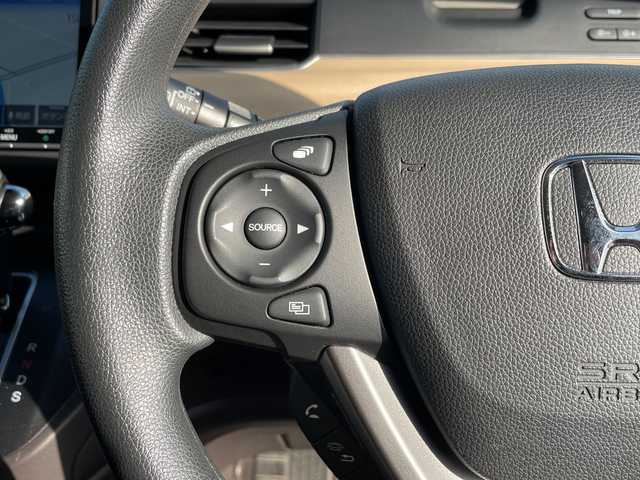 ホンダ フリード G ホンダセンシング 愛媛県 2019(令1)年 3万km プレミアムスパークルブラックパール 純正９インチナビ/Bluetooth/CD/DVD/フルセグ/SD/ホンダセンシング/ドライブレコーダー前後/クルーズコントロール追従あり/ビルトインETC/両側パワースライドドア/レザーシートカバー/サンシェード/純正フロアマット/オートLEDヘッドライト/スマートキー/スペアキー/保証書/取扱説明書/メンテナンスノート