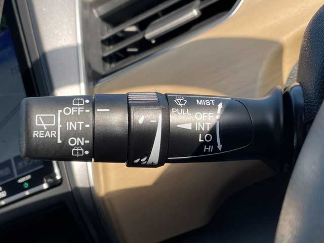 ホンダ フリード G ホンダセンシング 愛媛県 2019(令1)年 3万km プレミアムスパークルブラックパール 純正９インチナビ/Bluetooth/CD/DVD/フルセグ/SD/ホンダセンシング/ドライブレコーダー前後/クルーズコントロール追従あり/ビルトインETC/両側パワースライドドア/レザーシートカバー/サンシェード/純正フロアマット/オートLEDヘッドライト/スマートキー/スペアキー/保証書/取扱説明書/メンテナンスノート