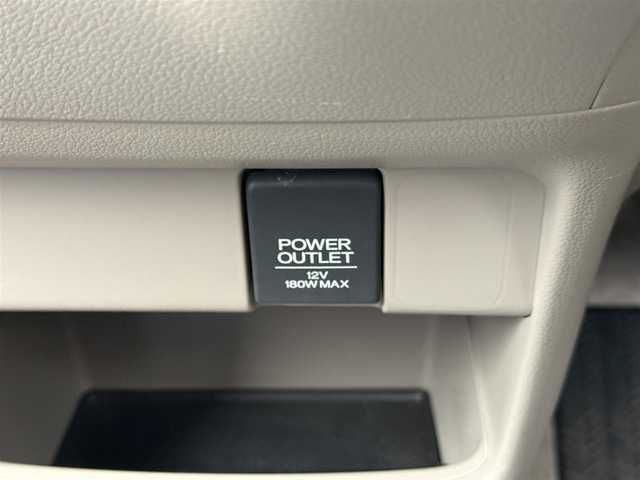 ホンダ Ｎ ＢＯＸ ＋ G Lパッケージ 青森県 2014(平26)年 3.4万km カトラリーシルバーM ・４WD/・純正ナビ/・FM/AM/CD/・片側スライドドア/・横滑り抑制装置/・アイドリングストップ/・プッシュスタート/・シガーソケット/・ECONボタン/・ステアリングスイッチ/・純正フロアマット/・純正AW14インチ装着/・ドアバイザー/・オートライト/・保証書・取説あり