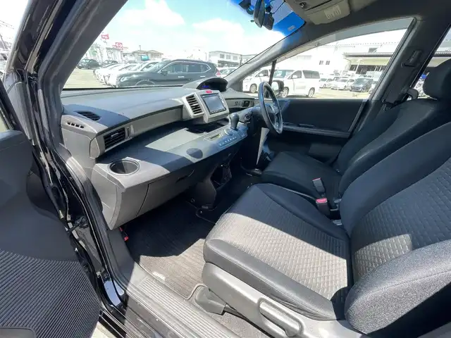 ホンダ フリード スパイク ハイブリット ジャストセレクション 熊本県 2013(平25)年 8.7万km プレミアムスパークルブラックパール (株)IDOMが運営する【じしゃロン熊本店】の自社ローン専用車両になりますこちらは現金またはオートローンご利用時の価格です。自社ローンご希望の方は別途その旨お申付け下さい/純正ナビ　/バックカメラ　/片側パワースライドドア　/クルーズコントローラー　/ドライブレコーダー　/ＥＴＣ　/ＨＩＤヘッドライト　/ダブルエアバッグ　/スマートキー