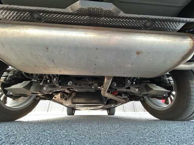 トヨタ ハリアー ハイブリッド Z レザーパッケージ 千葉県 2021(令3)年 2.1万km ホワイトパールクリスタルシャイン 純正ナビ/フルセグTV/Bluetooth接続/Miracast/AUX/USB端子/ETC2.0/パノラミックビューモニター/パワーバックドア/レーダークルーズコントロール/前席シートヒーター/前席エアシート/ステアリングヒーター/デジタルインナーミラー/衝突被害軽減ブレーキ/横滑り防止装置/レーンキープアシスト/リアクロストラフィックアラート/ロードサインアシスト/先行車発進告知/クリアランスソナー/オートライト/オートハイビーム/電動格納ウィンカーミラー/プッシュスタート/スマートキー/スペアキー/LEDヘッドライト/純正アルミホイール/純正フロアマット/保証書