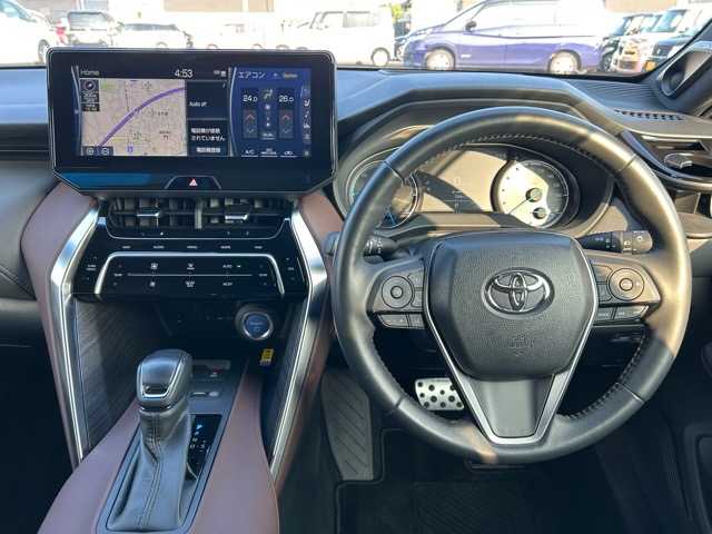 トヨタ ハリアー ハイブリッド Z レザーパッケージ 千葉県 2021(令3)年 2.1万km ホワイトパールクリスタルシャイン 純正ナビ/フルセグTV/Bluetooth接続/Miracast/AUX/USB端子/ETC2.0/パノラミックビューモニター/パワーバックドア/レーダークルーズコントロール/前席シートヒーター/前席エアシート/ステアリングヒーター/デジタルインナーミラー/衝突被害軽減ブレーキ/横滑り防止装置/レーンキープアシスト/リアクロストラフィックアラート/ロードサインアシスト/先行車発進告知/クリアランスソナー/オートライト/オートハイビーム/電動格納ウィンカーミラー/プッシュスタート/スマートキー/スペアキー/LEDヘッドライト/純正アルミホイール/純正フロアマット/保証書