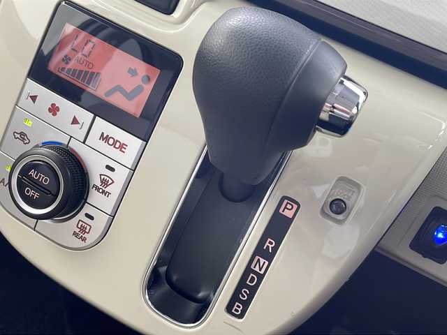 ダイハツ ムーヴ キャンバス G メイクアップ リミテッド　SAⅢ 岐阜県 2021(令3)年 4.9万km パールホワイトⅢ/ナチュラルベージュマイカメタリック 2トーン スマートアシスト/・衝突軽減ブレーキ/・レーンキープアシスト/・コーナーセンサー/・オートハイビーム/社外7インチナビ/　(AM/FM/CD/DVD/Bluetooth)/全方位モニター/両側パワースライドドア/シートヒーター/LEDヘッドライト/ETC/社外フロアマット/保証書、取説/ワイパーデアイサー