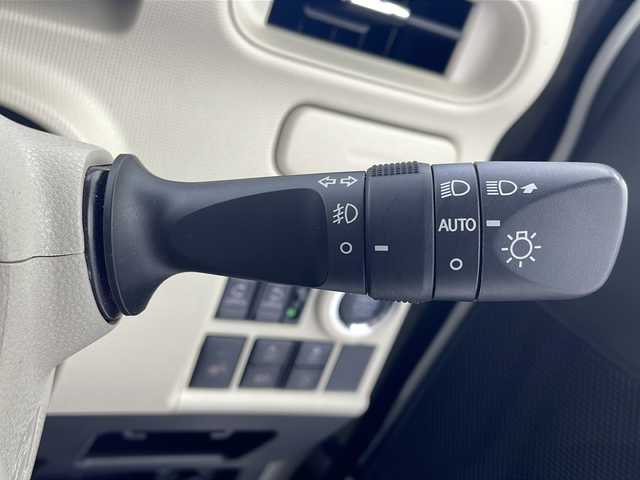 ダイハツ ムーヴ キャンバス G メイクアップ リミテッド　SAⅢ 岐阜県 2021(令3)年 4.9万km パールホワイトⅢ/ナチュラルベージュマイカメタリック 2トーン スマートアシスト/・衝突軽減ブレーキ/・レーンキープアシスト/・コーナーセンサー/・オートハイビーム/社外7インチナビ/　(AM/FM/CD/DVD/Bluetooth)/全方位モニター/両側パワースライドドア/シートヒーター/LEDヘッドライト/ETC/社外フロアマット/保証書、取説/ワイパーデアイサー