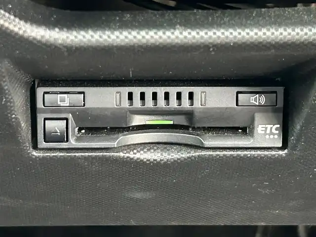 ダイハツ ロッキー G 宮城県 2020(令2)年 5.7万km レーザーブルークリスタルシャイン パノラマモニター/＝＝＝/スマートアシスト/・衝突回避支援ブレーキ/・衝突警報機能/・ブレーキ制御付誤発進抑制機能/・車線逸脱抑制制御機能/・車線逸脱警報機能/・先行車発進お知らせ機能/・進入禁止標識認識機能/・アダプティブドライビングビーム/・全車速追従機能付アダプティブクルーズコントロール/・サイドビューランプ/・レーンキープコントロール/・コーナーセンサー/純正ナビ（NMZL-W700）/・CD/DVD/・Bluetooth/・フルセグTV/充電用USB端子/ビルトインETC/ドライブレコーダー/シートヒーター/革巻きステアリング/ステアリングスイッチ/オートレベリング機能付LEDヘッドランプ/シーケンシャルターンランプ/LEDフォグランプ/LEDイルミネーションランプ/オートライト/スマートキー＆プッシュスタート/電動格納ミラー/純正17インチAW/純正フロアマット/純正ドアバイザー/W/サイド/カーテンエアバッグ