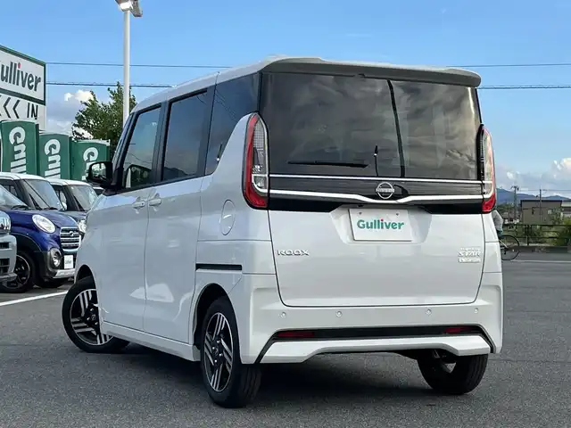 日産 ルークス ハイウェイスター X 奈良県 2024(令6)年 0.3万km ホワイトパール ワンオーナー/禁煙車/純正メーカーナビ/フルセグテレビ/Ｂｌｕｅｔｏｏｔｈ/全方位モニター/前後ドライブレコーダー/プッシュスタート/アイドリングストップ/オートマチックハイビーム/純正フロアマット/コーナーセンサー/片側パワースライドドア/純正アルミホイール