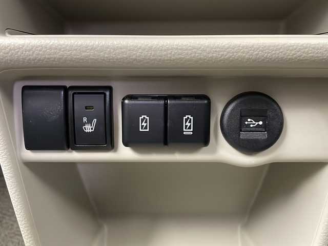 スズキ ラパン ＬＣ L 栃木県 2022(令4)年 1.2万km トラッドカーキメタリック 純正ディスプレイオーディオ/Bluetooth/USB/バックカメラ/衝突被害軽減ブレーキ/レーンキープ/ＬＥＤライト/専用シート/シートヒーター/スマートキー/プッシュスタート/前後ドライブレコーダー
