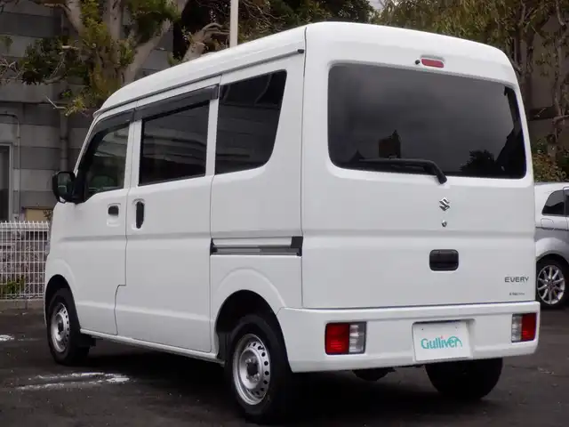 スズキ エブリイ PA リミテッド 静岡県 2022(令4)年 1.6万km スペリアホワイト  走行：15969km(登録時）/ 4WD/ 純正ラジオ/ リモコンキー/ 純正ラバーフロアマット