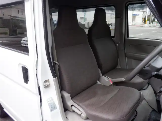 スズキ エブリイ PA リミテッド 静岡県 2022(令4)年 1.6万km スペリアホワイト  走行：15969km(登録時）/ 4WD/ 純正ラジオ/ リモコンキー/ 純正ラバーフロアマット
