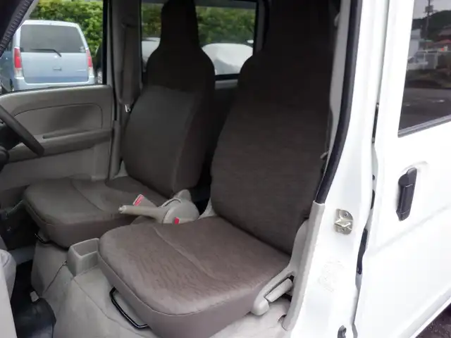 スズキ エブリイ PA リミテッド 静岡県 2022(令4)年 1.6万km スペリアホワイト  走行：15969km(登録時）/ 4WD/ 純正ラジオ/ リモコンキー/ 純正ラバーフロアマット