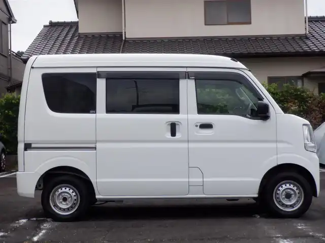 スズキ エブリイ PA リミテッド 静岡県 2022(令4)年 1.6万km スペリアホワイト  走行：15969km(登録時）/ 4WD/ 純正ラジオ/ リモコンキー/ 純正ラバーフロアマット