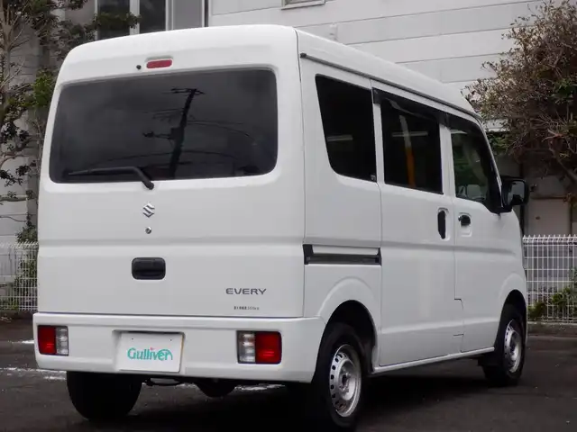 スズキ エブリイ PA リミテッド 静岡県 2022(令4)年 1.6万km スペリアホワイト  走行：15969km(登録時）/ 4WD/ 純正ラジオ/ リモコンキー/ 純正ラバーフロアマット