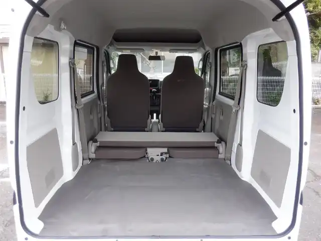 スズキ エブリイ PA リミテッド 静岡県 2022(令4)年 1.6万km スペリアホワイト  走行：15969km(登録時）/ 4WD/ 純正ラジオ/ リモコンキー/ 純正ラバーフロアマット
