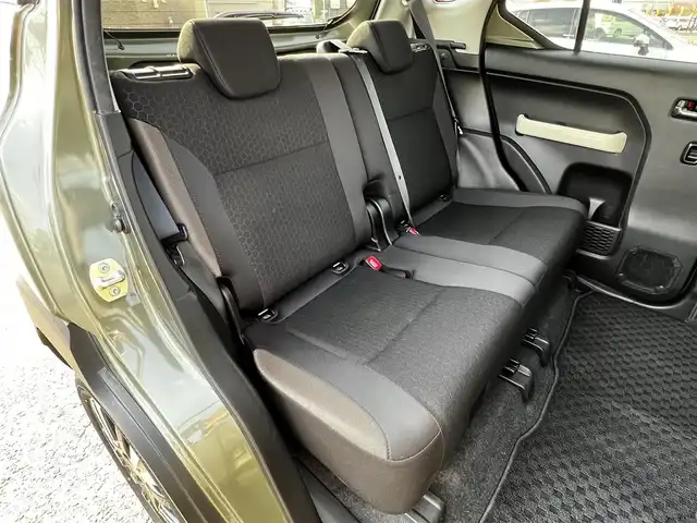 スズキ クロスビー HYBRID MV 道央・札幌 2024(令6)年 5.1万km タフカーキパールメタリック/ホワイト2トーン ４WD/社外メモリーナビ/AM/FM/BT/SD/CD/スズキセーフティサポート/衝突被害軽減ブレーキ/横滑り防止装置/レーダークルーズコントロール/レーンキープアシスト/ダウンヒルアシストコントロール/グリップコントロール/クリアランスソナー/バックカメラ/ビルトインETC/アイドリングストップ/SNOWMODE/SPORTMODE/前席シートヒーター/ステアリングリモコン/パドルシフト/MTモード付AT/プッシュスタート/スマートキー/ハロゲンヘッドライト/オートライト/オートマチックハイビーム/ヘッドライトレベライザー/電動格納ミラー/ヒーテッドドアミラー/純正フロアマット