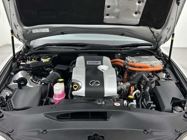 レクサス ＩＳ 300h 宮城県 2013(平25)年 4万km プラチナムシルバーメタリック 純正ナビ/(AM/FM/SD/USB/BT/VTR/AUX/TV/CD/DVD/Blu-ray)/バックカメラ/ビルトインETC/クルーズコントロール/ハーフレザー/シートヒーター/パワーシート/ステアリングヒーター/パドルシフト/プッシュスタート/スマートキー/オートライト/LEDヘッドライト/フォグランプ/ヘッドライトレベライザー/ドアバイザー/純正フロアマット/純正17インチアルミホイール