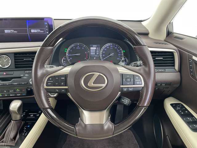 レクサス ＲＸ 200t バージョンL 愛知県 2017(平29)年 4万km ソニッククォーツ 純正12型ナビ　SDカードなし/三眼LEDヘッドライト/全方位カメラ/本革レザー/レーダークルーズコントロール/シートヒーター/エアシート/電動リアゲート/パワーシート/純正アルミホイール/ETC2.0/ブラインドスポットモニター/レーンキープアシスト/フルセグ/CD DVD/Bluetooth/ステアリングスイッチ/スマートキー/プッシュスタート