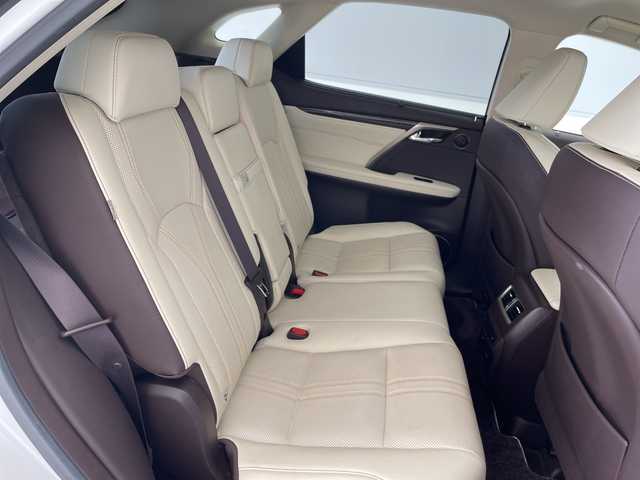 レクサス ＲＸ 200t バージョンL 愛知県 2017(平29)年 4万km ソニッククォーツ 純正12型ナビ　SDカードなし/三眼LEDヘッドライト/全方位カメラ/本革レザー/レーダークルーズコントロール/シートヒーター/エアシート/電動リアゲート/パワーシート/純正アルミホイール/ETC2.0/ブラインドスポットモニター/レーンキープアシスト/フルセグ/CD DVD/Bluetooth/ステアリングスイッチ/スマートキー/プッシュスタート