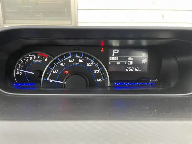 スズキ ワゴンＲ HYBRID FZ 福岡県 2020(令2)年 2.6万km ブルーイッシュブラックパール3 Panasonicメモリナビ【CN-RZ753W】/　(AM/FM/CD/DVD/Bluetooth/フルセグTV)/全方位モニター/バックカメラ/スズキセーフティサポート/・デュアルセンサーブレーキサポート/・誤発進抑制/・車線逸脱警報/・ふらつき警報/・先行車発進お知らせ/・ハイビームアシスト/・後退時ブレーキサポート/・後方誤発進抑制/・リヤパーキングセンサー/・ヘッドアップディスプレイ/横滑り防止/アイドリングストップ/純正14インチアルミホイール/ドアバイザー/ビルトインETC/革巻きステアリング/ステアリングスイッチ/シートヒーター(D)/純正フロアマット/アクセサリーソケット/ISOFIX/保証書/取扱説明書/ナビ取扱説明書