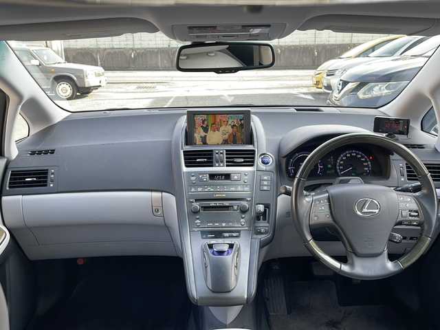 レクサス ＨＳ 250h バージョンL 兵庫県 2011(平23)年 9.4万km ムーンライトオパール 保証書・取説・有/純正メモリーナビ・フルセグ・BT・CD・DVD・MD・FM・AM・USB・AUX/バックカメラ/フロントカメラ/ETC/追尾機能付きクルーズコントロール/クリアランスソナー/レーンキープアシスト/リアサンシェード/サンルーフ/シートクーラー/シートヒーター/パワーシート/シートメモリー/プッシュスタート/スマートキー×2/純正フロアマット/純正ドアバイザー