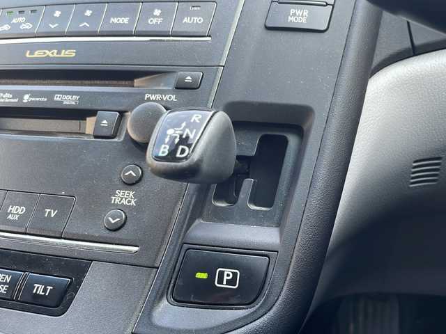 レクサス ＨＳ 250h バージョンL 兵庫県 2011(平23)年 9.4万km ムーンライトオパール 保証書・取説・有/純正メモリーナビ・フルセグ・BT・CD・DVD・MD・FM・AM・USB・AUX/バックカメラ/フロントカメラ/ETC/追尾機能付きクルーズコントロール/クリアランスソナー/レーンキープアシスト/リアサンシェード/サンルーフ/シートクーラー/シートヒーター/パワーシート/シートメモリー/プッシュスタート/スマートキー×2/純正フロアマット/純正ドアバイザー