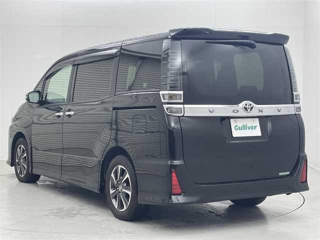 トヨタ ヴォクシー ZS 煌Ⅲ 岐阜県 2020(令2)年 5.4万km ブラック 純正ナビ［NSZN-Z68T］/フルセグ再生可/両側パワースライドドア/TOYOTA Safety Sense/・プリクラッシュセーフティ/・フロントクロストラフィックアラート/・レーンチェンジアシスト/・プロアクティブドライビングアシスト/・オートマチックハイビーム/・レーントレーシングアシスト/ハーフレザーシート/バックカメラ/純正フロアマット/純正アルミホイール/ビルトインETC