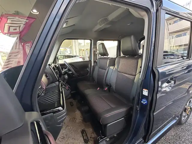 スズキ スペーシア カスタム HYBRID XS ターボ 愛知県 2024(令6)年 1.4万km インディゴブルーメタリック ワンオーナー/社外SDナビ/(FM/AM/USB/iPod/AUX/HDMI/フルセグ)/デュアルセンサーブレーキサポートII/車線維持支援機能/アダプティブクルーズコントローラー/コーナーセンサー/ターボ/4WD/バックカメラ/パドルシフト/両側パワースライドドア/オットマン/ハーフレザーシート/シートヒーター/ステアリングヒーター/LEDヘッドライト/フォグランプ/純正AW15インチ/アイドリングストップ/プッシュスタート/スマートキー・スペアキー1本/ステアリングリモコン/ハンズフリー/ABS/保証書