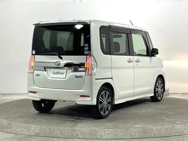 ダイハツ タント カスタム RS スマセレSA&SN 大阪府 2014(平26)年 2.7万km パールホワイトⅢ 純正ナビ(フルセグ/DVD再生/Bluetooth) バックカメラ ETC 衝突軽減 アイドリングストップ 両側パワースライドドア オートライト スマートキー プッシュスタート オートエアコン