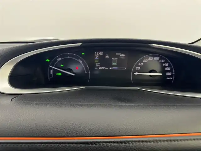 トヨタ シエンタ ハイブリッド G クエロ 愛知県 2020(令2)年 2.9万km ホワイトパールクリスタルシャイン 純正7インチSDナビ/(BT/CD/DVD/フルセグTV/SD)/バックカメラ/ハーフレザーシート/シートヒーターD＋N席/ステアリングヒーター/ETC/前後ドラレコ/両側パワースライドドア/トヨタセーフティセンス/・レーンキープアシスト/・パーキングサポートブレーキ/・クリアランスソナー/・先行者発進/・リアシートリマインダー/エコモード/EVモード/純正15インチAW/純正LEDヘッドライト