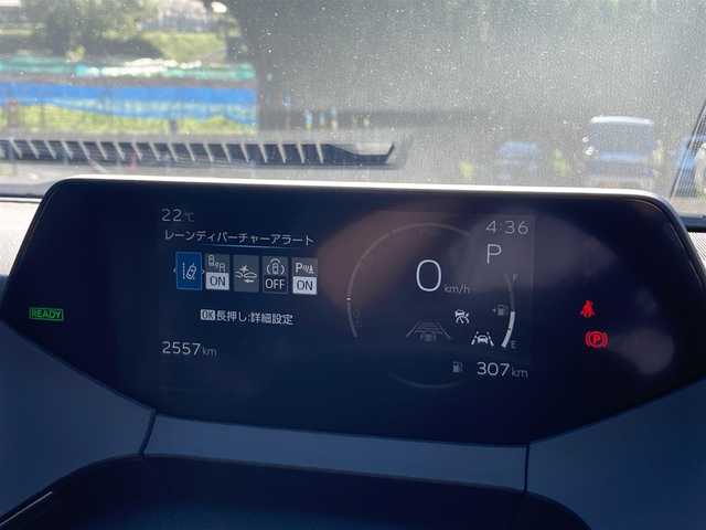 トヨタ プリウス Z 長崎県 2024(令6)年 0.3万km アティチュードブラックマイカ トヨタセーフティセンス/・衝突被害軽減ブレーキ/・レーダークルーズコントロール/・レーンキープアシスト/・オートマチックハイビーム/黒革シート/(シートヒーター/エアシート)/パワーシート/全方位カメラ・バックカメラ/パーキングアシスト/電子パーキング/オートホールド機能/デジタルインナーミラー/ワイヤレス充電/パワーバックドア/ビルトインETC/LEDオートヘッドライト/純正ディスプレイオーディオ/(Bluetooth接続・フルセグTV)