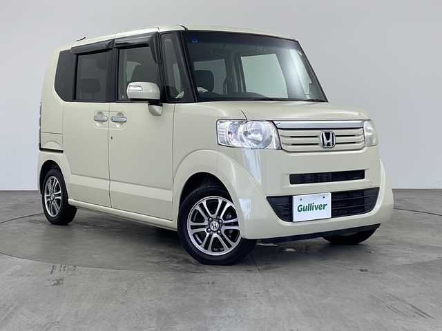 ホンダ Ｎ ＢＯＸ G SSパッケージ 兵庫県 2013(平25)年 2.9万km ヒダマリアイボリーパール ・純正メモリナビ/・CD/DVD/USB/SD/VTR/・両側パワースライドドア/・横滑り防止装置/・ドライブレコーダー（前後）/・バックカメラ/・ETC/・スマートキー/・プッシュスタート/・ステアリングスイッチ/・ベンチシート/・純正フロアマット/・純正アルミホイール/・電動格納ミラー