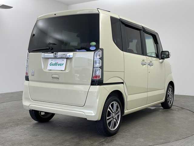 ホンダ Ｎ ＢＯＸ G SSパッケージ 兵庫県 2013(平25)年 2.9万km ヒダマリアイボリーパール ・純正メモリナビ/・CD/DVD/USB/SD/VTR/・両側パワースライドドア/・横滑り防止装置/・ドライブレコーダー（前後）/・バックカメラ/・ETC/・スマートキー/・プッシュスタート/・ステアリングスイッチ/・ベンチシート/・純正フロアマット/・純正アルミホイール/・電動格納ミラー