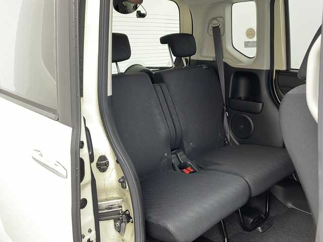 ホンダ Ｎ ＢＯＸ G SSパッケージ 兵庫県 2013(平25)年 2.9万km ヒダマリアイボリーパール ・純正メモリナビ/・CD/DVD/USB/SD/VTR/・両側パワースライドドア/・横滑り防止装置/・ドライブレコーダー（前後）/・バックカメラ/・ETC/・スマートキー/・プッシュスタート/・ステアリングスイッチ/・ベンチシート/・純正フロアマット/・純正アルミホイール/・電動格納ミラー