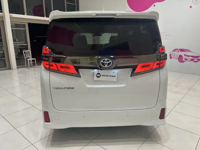トヨタ ヴェルファイア ゴールデンアイズⅢ 埼玉県 2022(令4)年 5.4万km ホワイトパールクリスタルシャイン ツインムーンルーフ /純正フリップダウンモニター /純正9インチディスプレイオーディオ （TV・ナビ付）/バックカメラ /両側パワースライドドア /レーダークルーズコントロール /LED /ハーフレザーシート /純正18インチアルミホイール/ステアリングスイッチ /電子パーキング /ETC