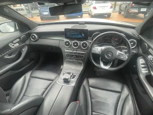 メルセデス・ベンツ Ｃ２２０ｄ ワゴン アバンギャルド 三重県 2019(平31)年 9.7万km パール 純正メーカーナビ/フルセグテレビ/アップルCarPlay（USB接続）/バックカメラ/E-9AT/レーダーセーフティパッケージ/パワーバックドア/LEDインテリジェントライトシステム（オートライト/オートハイビーム）/プライバシーガラス/レザーARTICOダッシュボード/レザーARTICOスポーツシート/パワーシート（運転席/助手席）/シートヒーター（運転席/助手席）/キーレスゴー/プッシュスタート